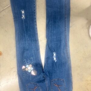 “Live brand women’s jeans size 30 — floral applique, rhinestones, stretch denim”